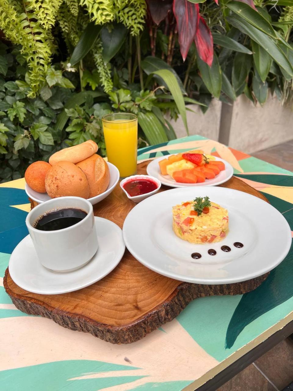 Torca Hotel 卡利 外观 照片
